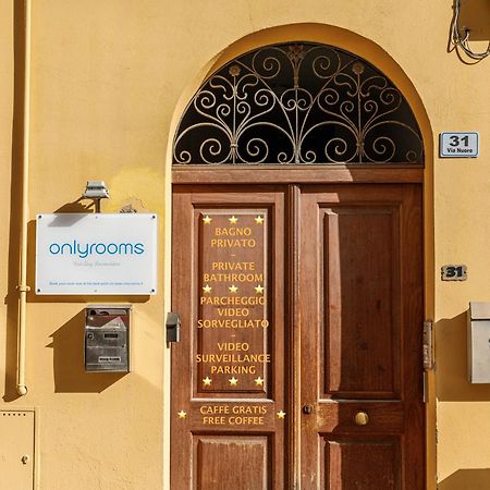 Onlyrooms I - Central & Quiet Area Cagliari Exterior foto