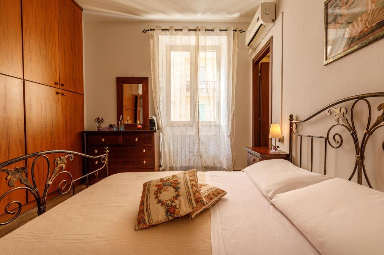 Onlyrooms I - Central & Quiet Area Cagliari Exterior foto